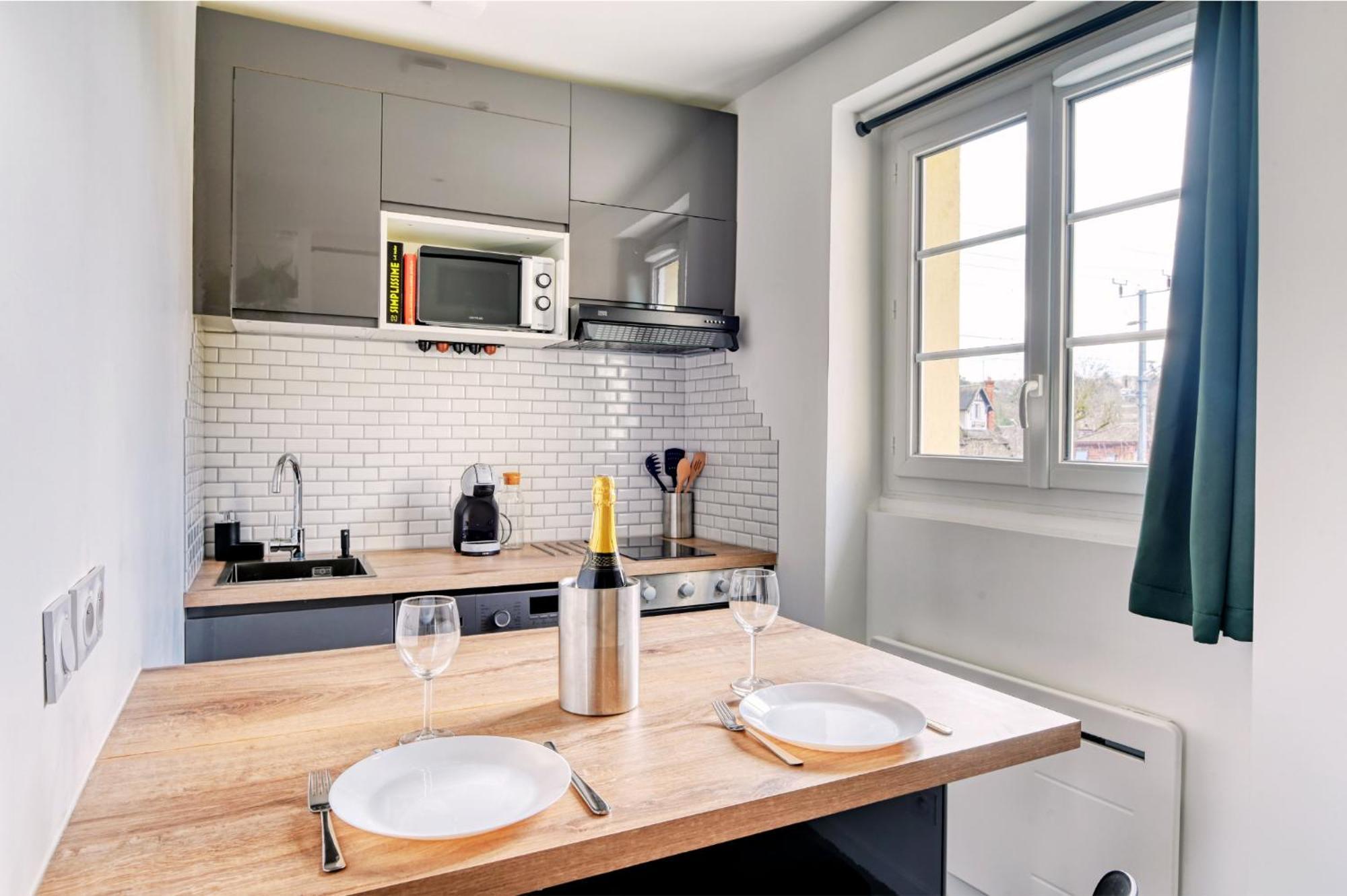 L'Instant Paris - Proche Gare & Quai De Seine Apartman Poissy Kültér fotó