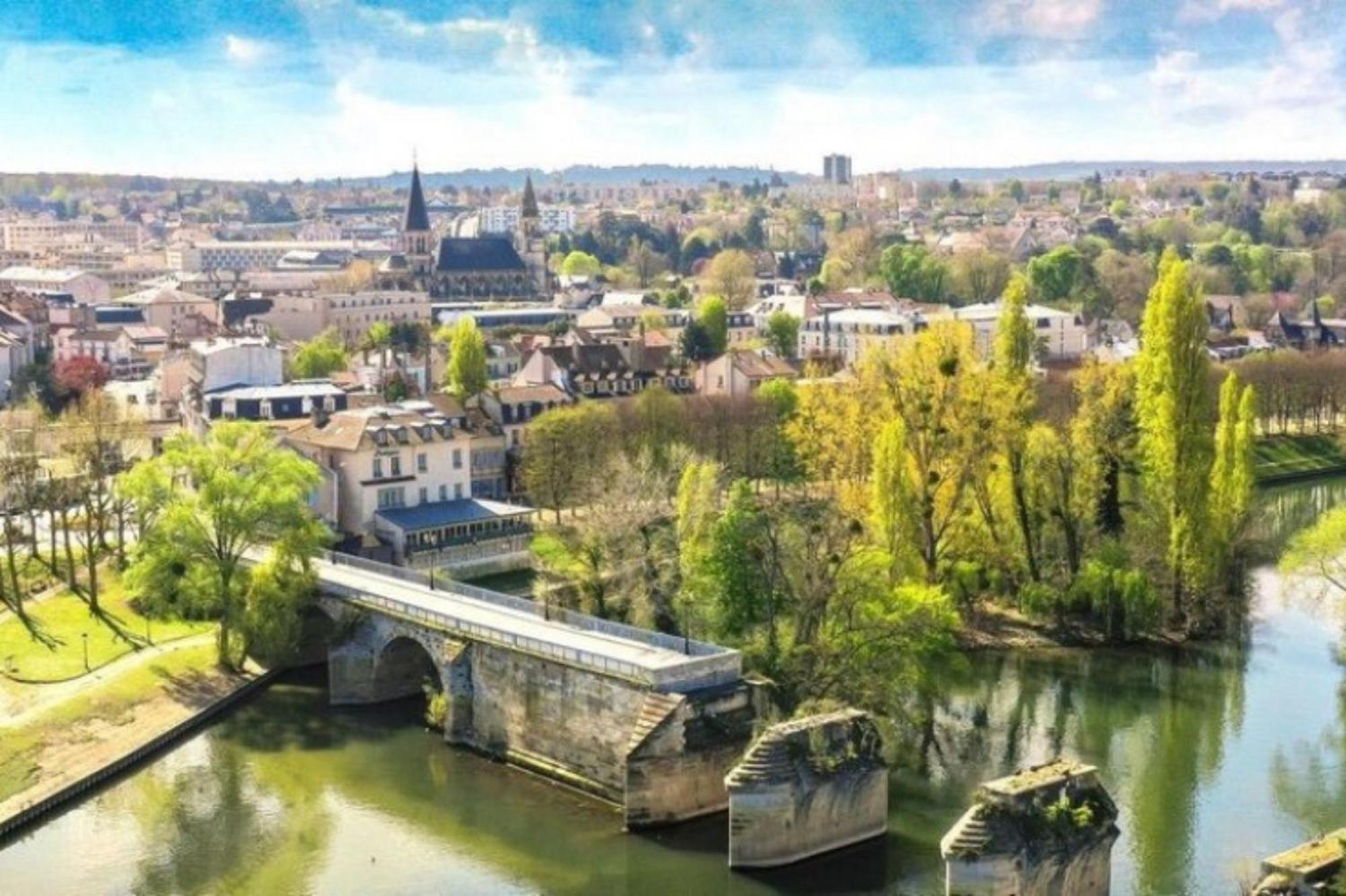 L'Instant Paris - Proche Gare & Quai De Seine Apartman Poissy Kültér fotó